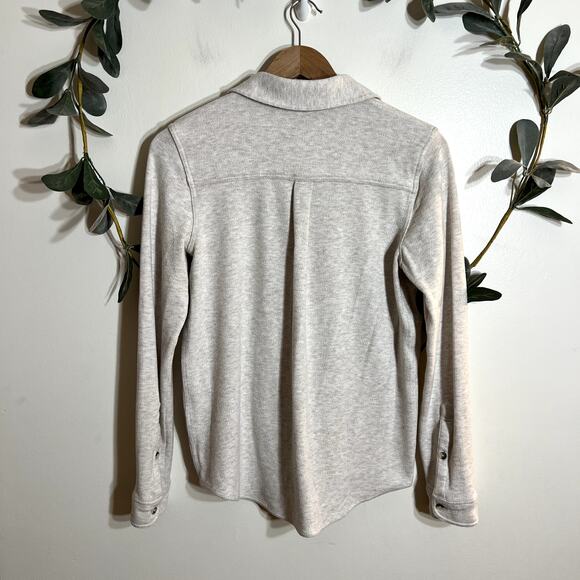 Faherty Gray Heathered Shacket - Picture 4 of 5